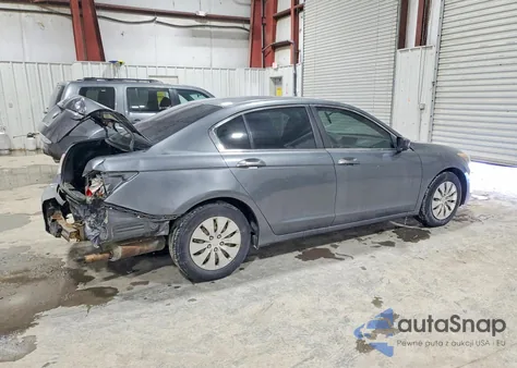 2010 Honda Accord Lx из США, поврежденный, VIN 1HGCP2F32AA017353